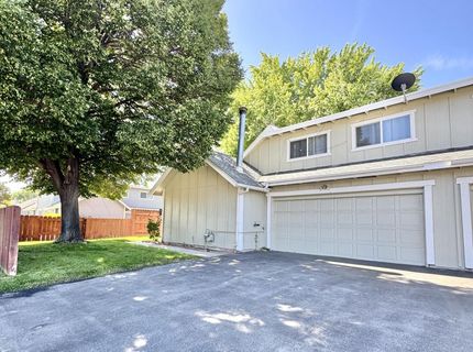 1601 London Circle, Sparks, NV 89431 Photo