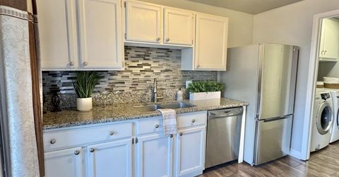 1601 London Circle, Sparks, NV 89431 Photo