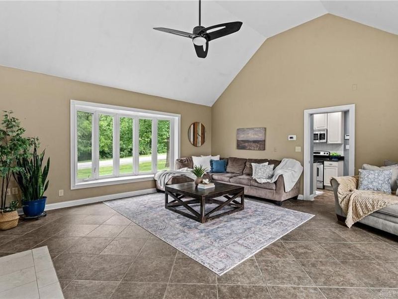 4359 Wagner Road, Sugarcreek Township, OH 45440 Photo 11