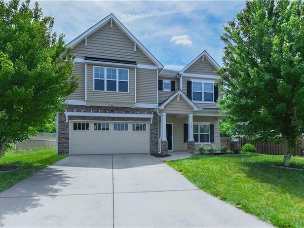 717 Nellie Gray Place , Whitsett, NC 27377