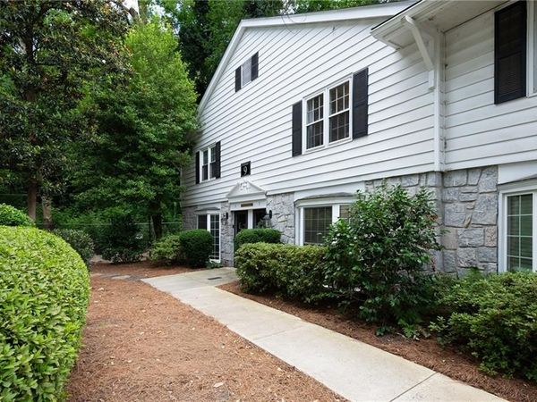 136 Peachtree Memorial Drive NW, Unit SC7, Atlanta, GA 30309