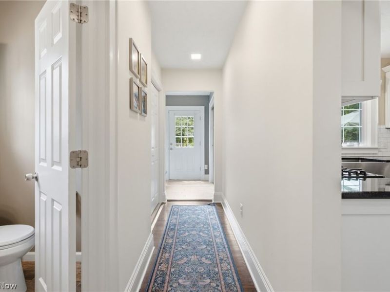 15712 Chadbourne Road, Shaker Heights, OH 44120 Photo 19