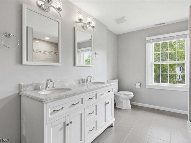15712 Chadbourne Road, Shaker Heights, OH 44120 Photo 32