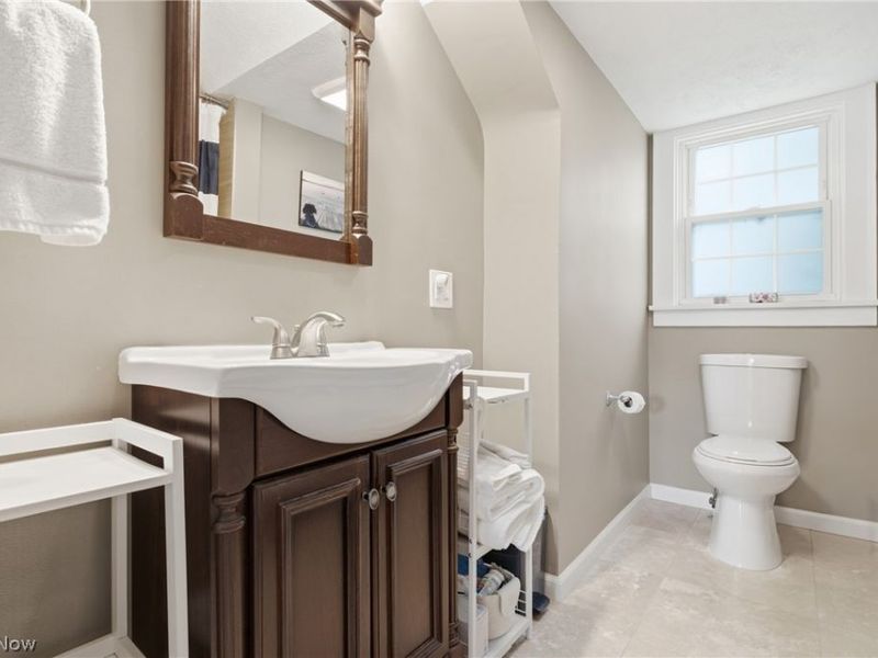 15712 Chadbourne Road, Shaker Heights, OH 44120 Photo 40