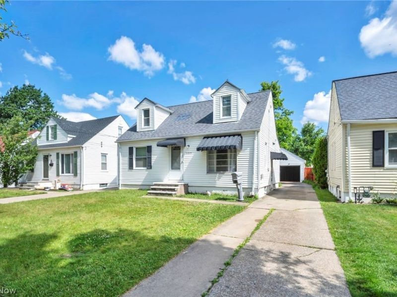 16013 Corkhill Road, Maple Heights, OH 44137 Photo 3