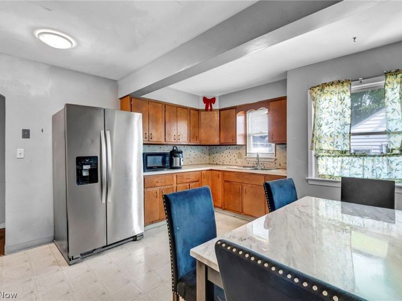 16013 Corkhill Road, Maple Heights, OH 44137 Photo 9
