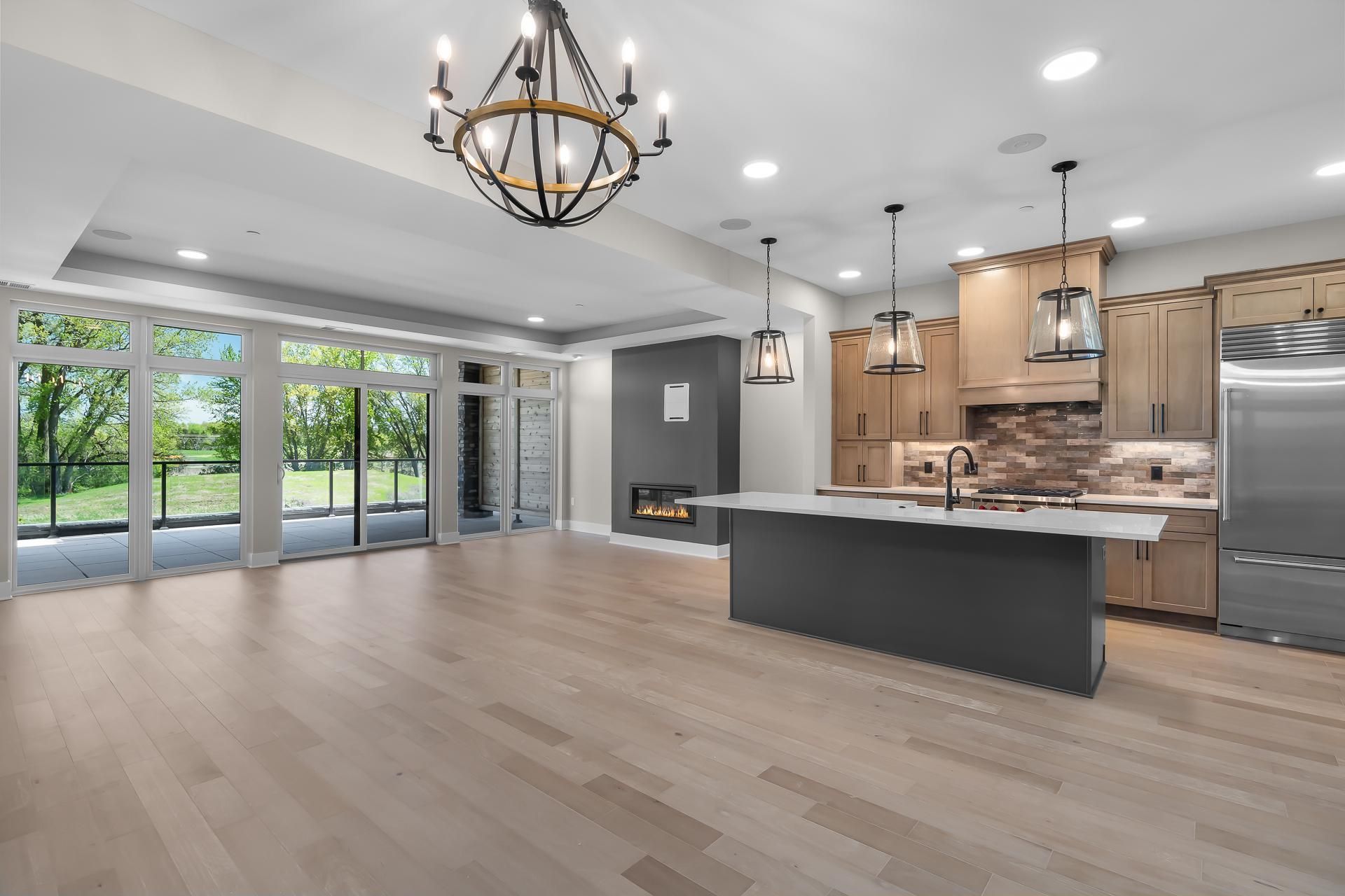 1 Hill Farm Road, North Oaks, MN 55127
