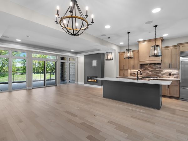 1 Hill Farm Road, Unit 111, North Oaks, MN 55127