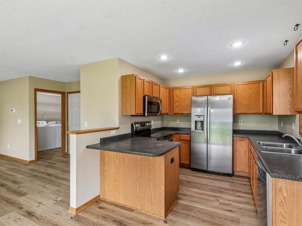 9370 Red Sunset Drive, West Des Moines, IA 50266