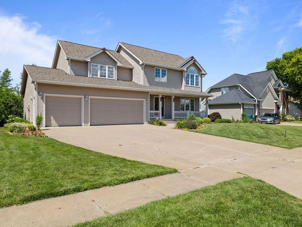 402 NW 27th Street, Ankeny, IA 50023