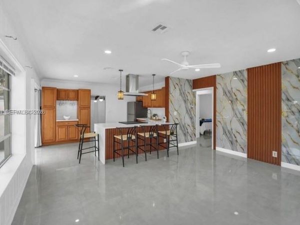 2718 Sherman St, Hollywood, FL 33020