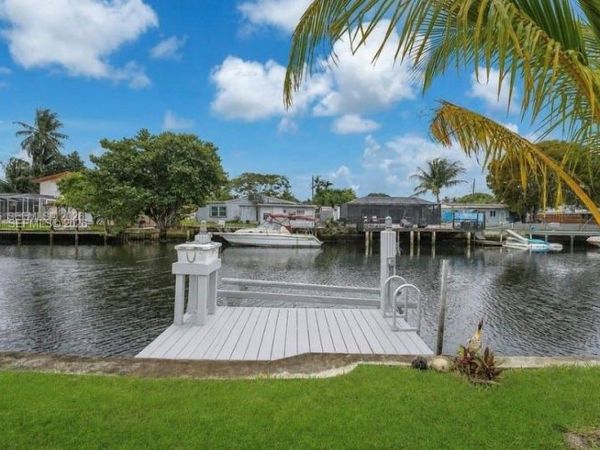 2718 Sherman St , Hollywood, FL 33020