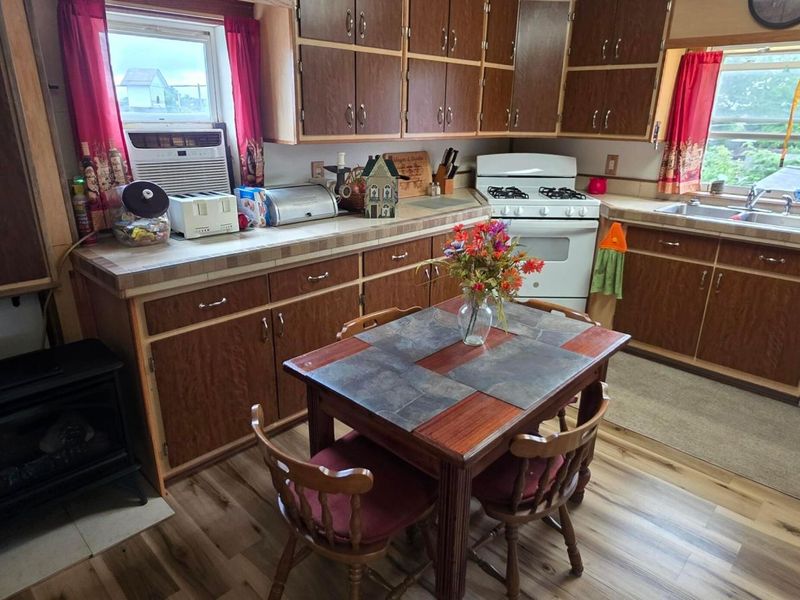 204 N Sandusky Street, Tiffin, OH 44883 Photo 5