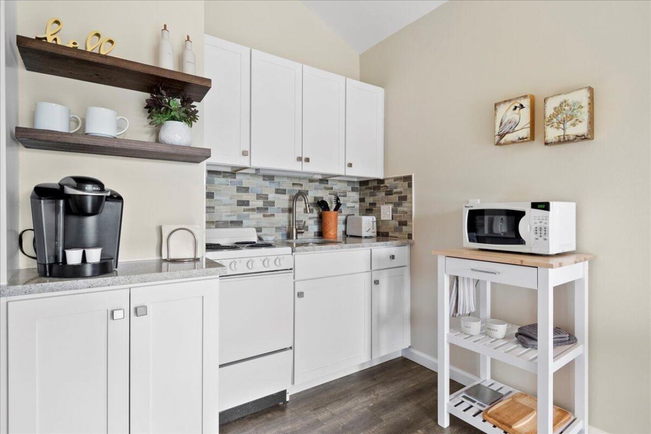 11863 Wimbledon Circle, Unit 540, Wellington, FL 33414 Photo