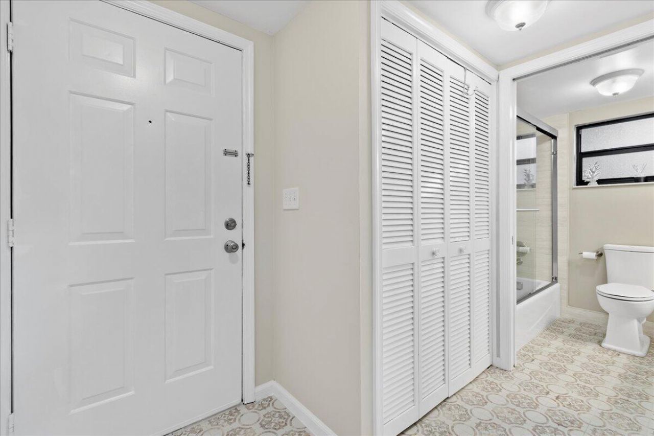 11863 Wimbledon Circle, Unit 540, Wellington, FL 33414 Photo