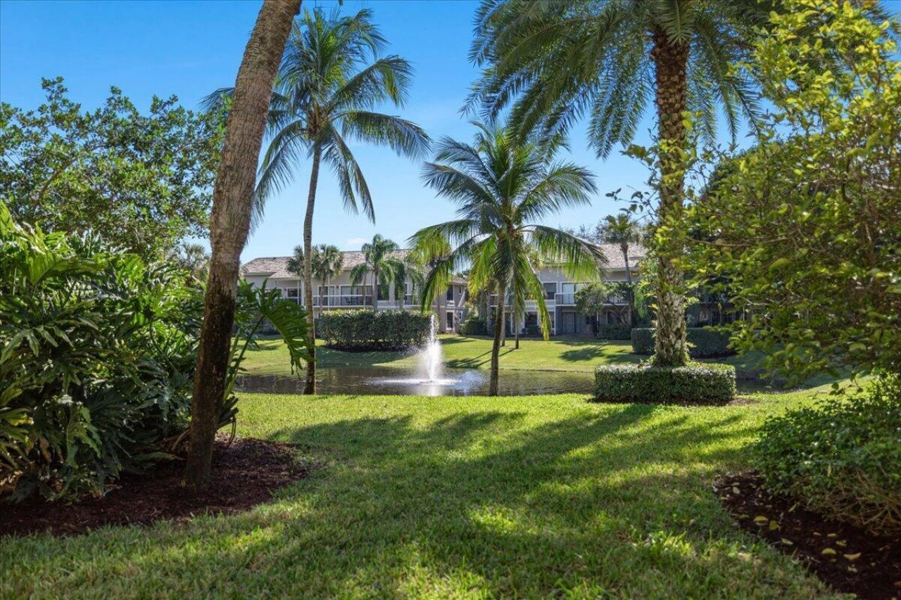 11863 Wimbledon Circle, Unit 540, Wellington, FL 33414 Photo
