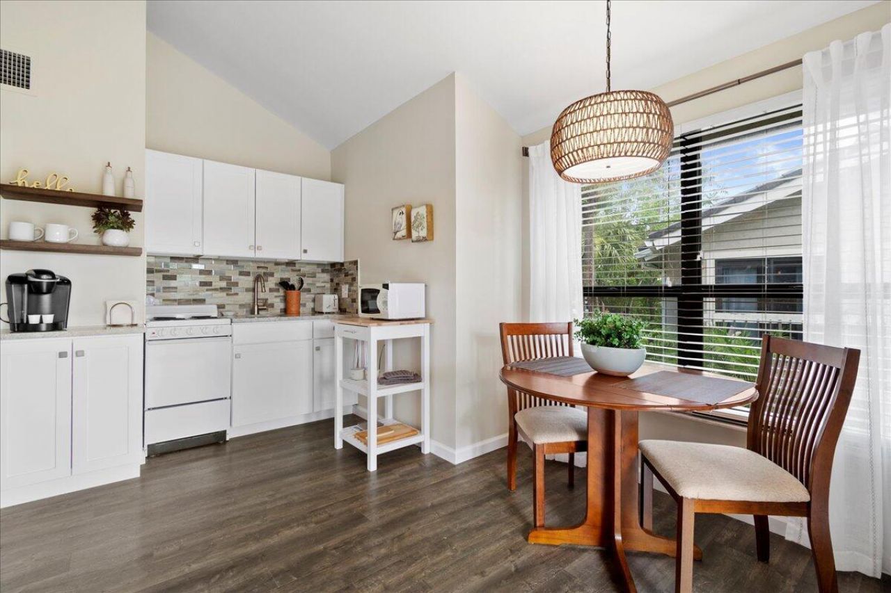 11863 Wimbledon Circle, Unit 540, Wellington, FL 33414 Photo