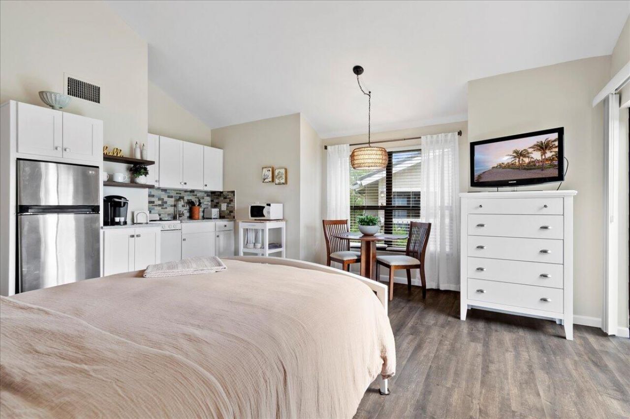 11863 Wimbledon Circle, Unit 540, Wellington, FL 33414 Photo