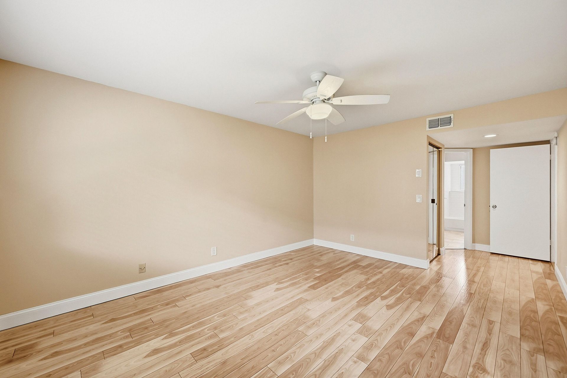 8073 NW 15th Manor, Unit 8073, Plantation, FL 33322 Photo