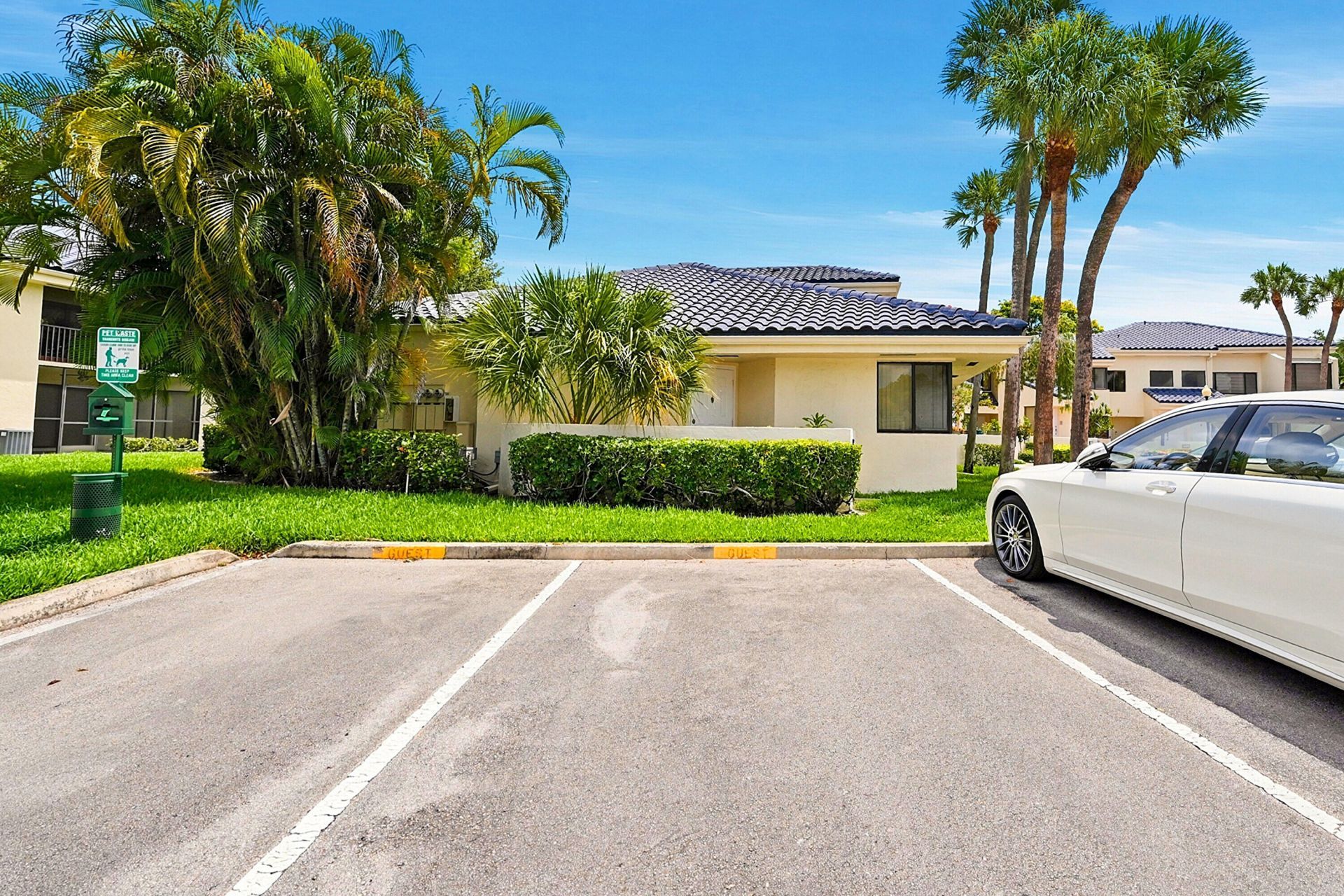 8073 NW 15th Manor, Unit 8073, Plantation, FL 33322 Photo