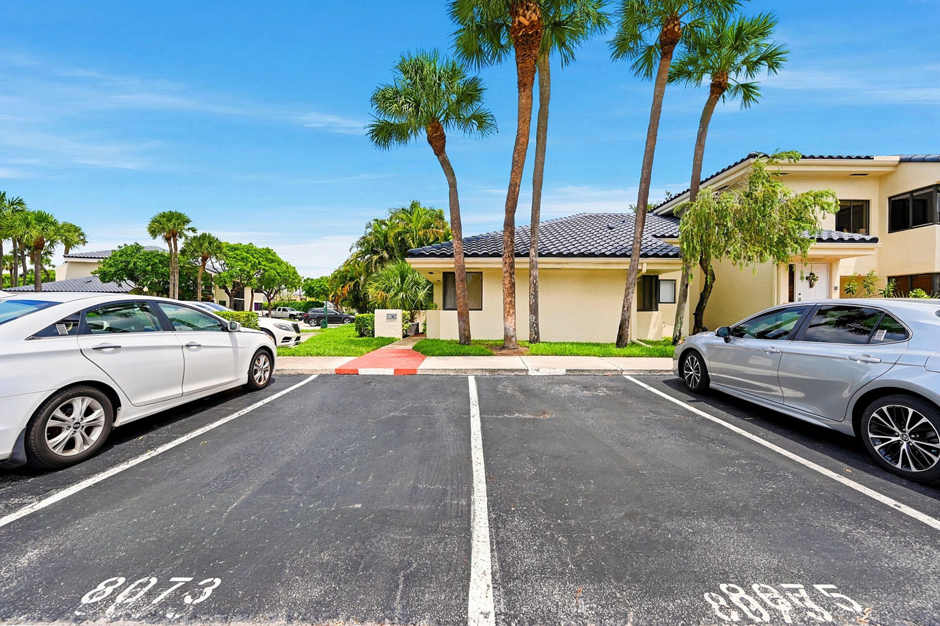 8073 NW 15th Manor, Unit 8073, Plantation, FL 33322 Photo