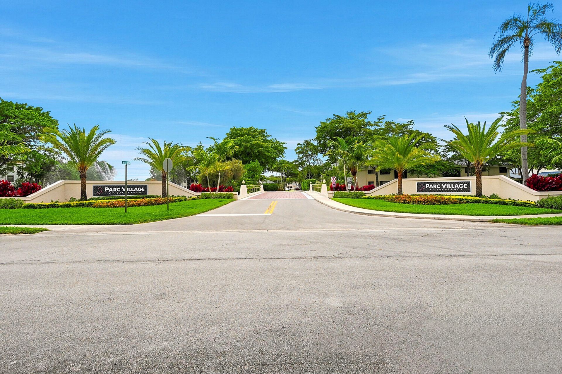 8073 NW 15th Manor, Unit 8073, Plantation, FL 33322 Photo