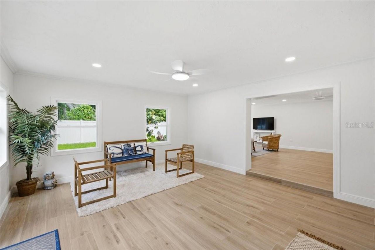 7536 18th Way N, Saint Petersburg, FL 33702 Photo