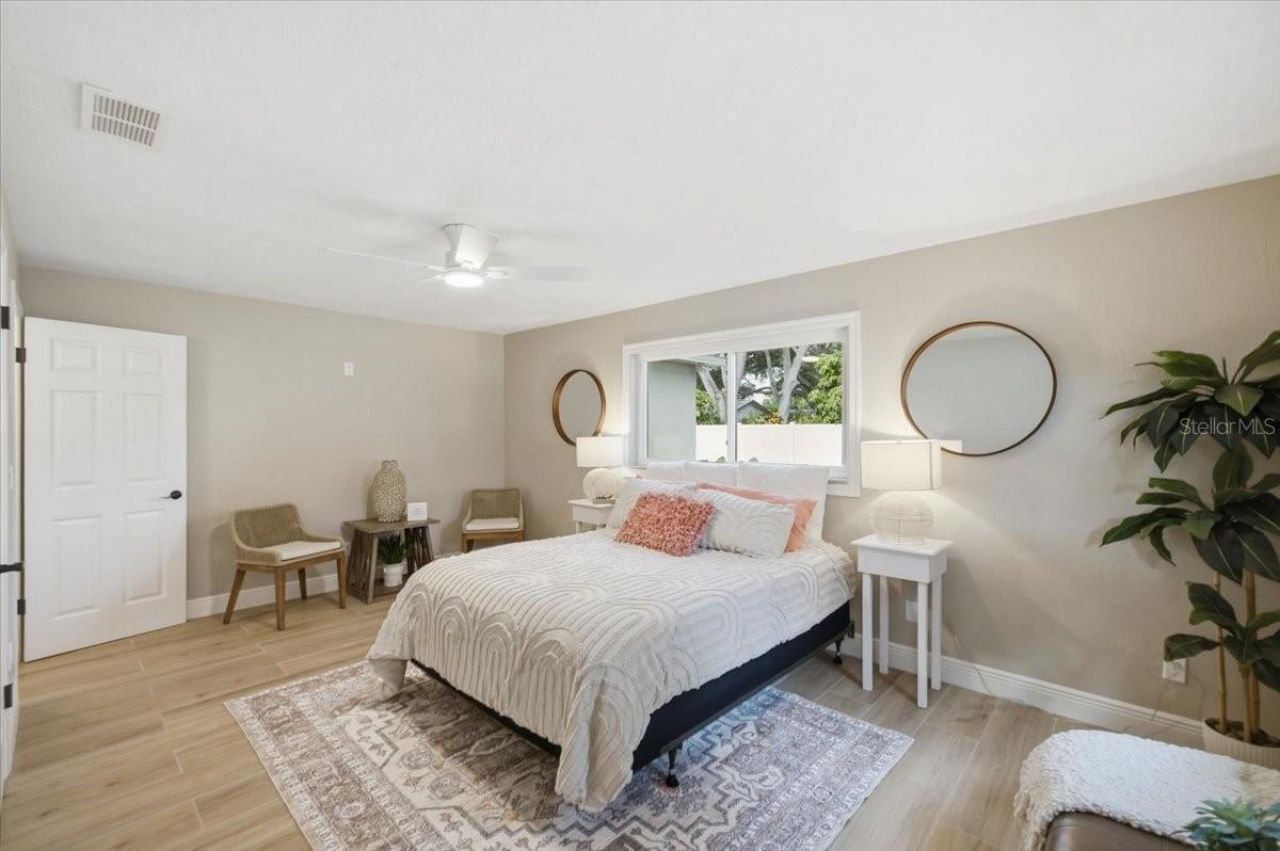 7536 18th Way N, Saint Petersburg, FL 33702 Photo