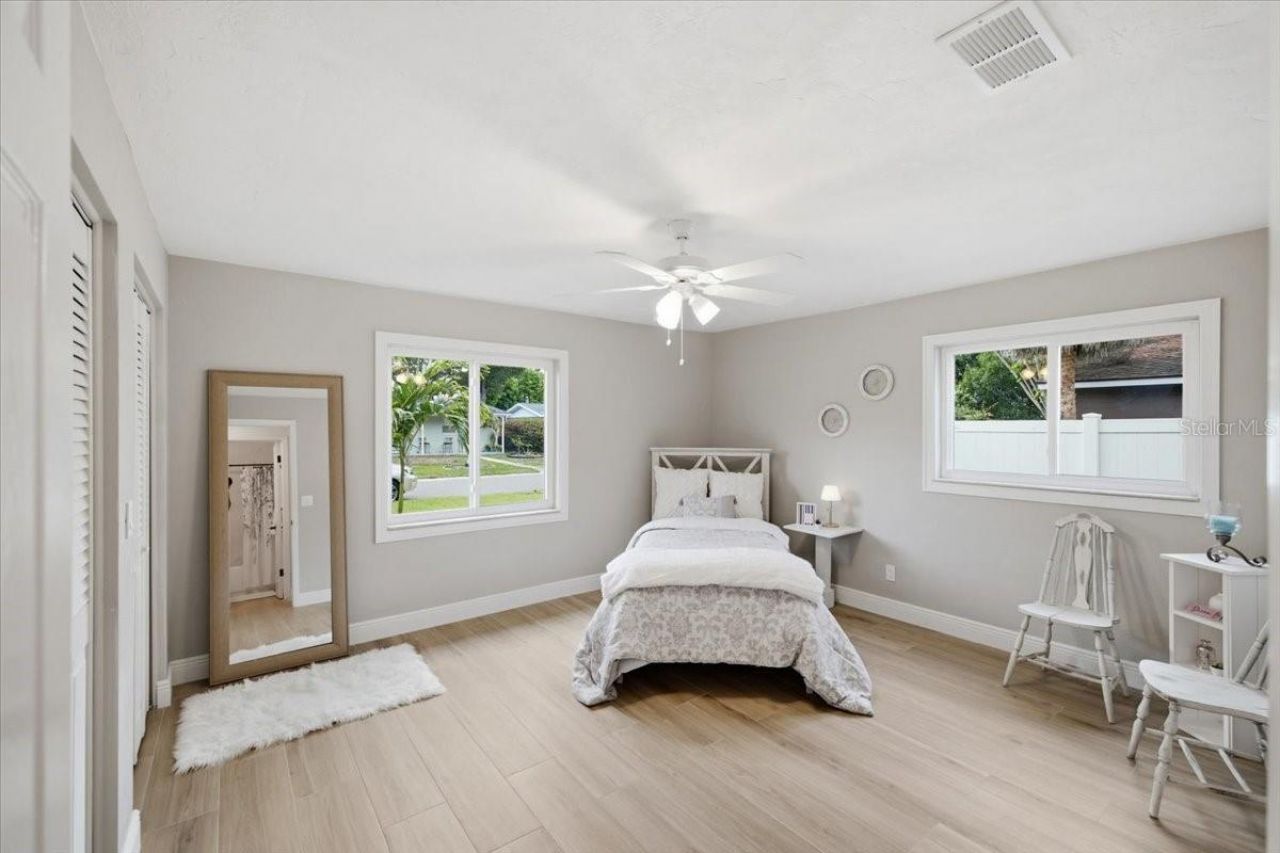 7536 18th Way N, Saint Petersburg, FL 33702 Photo
