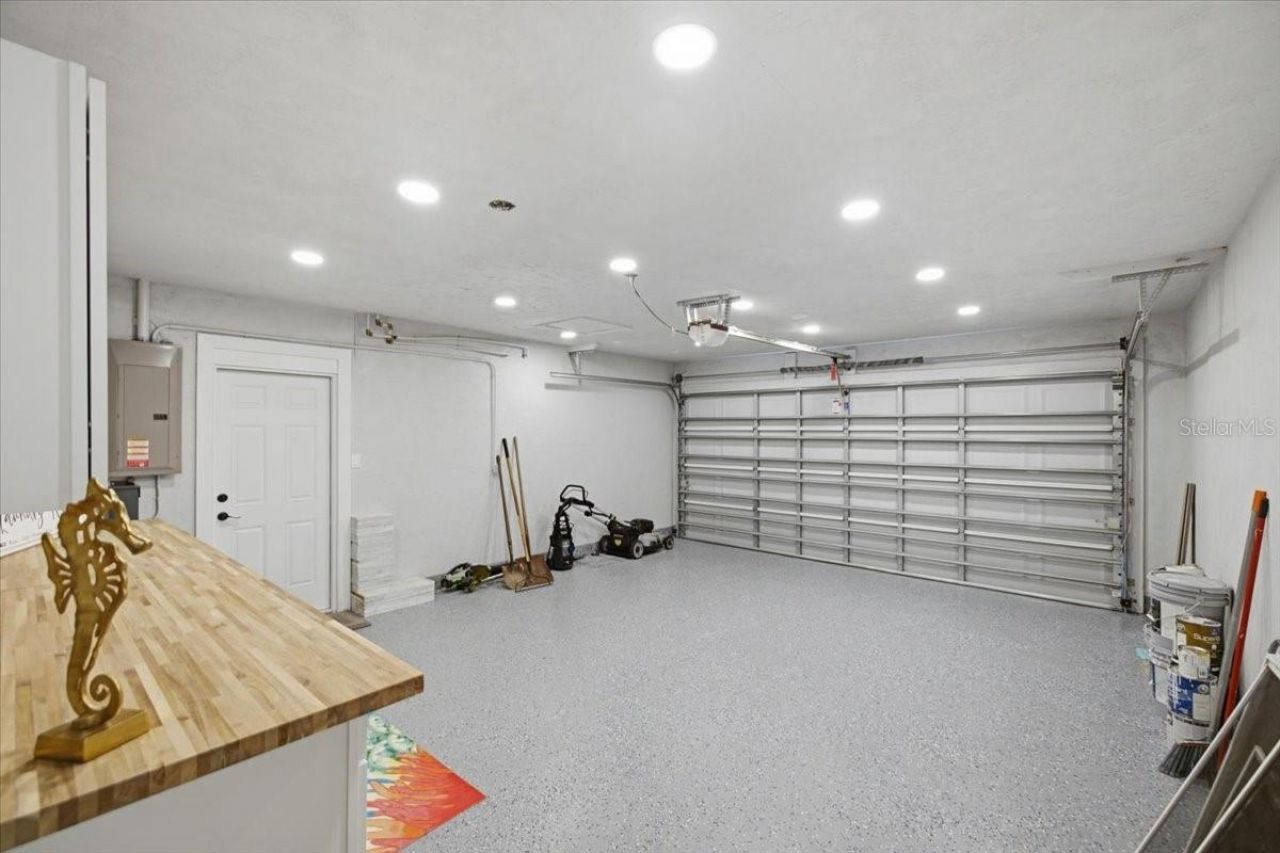 7536 18th Way N, Saint Petersburg, FL 33702 Photo