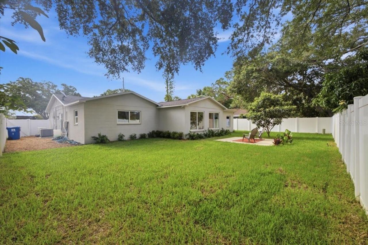7536 18th Way N, Saint Petersburg, FL 33702 Photo
