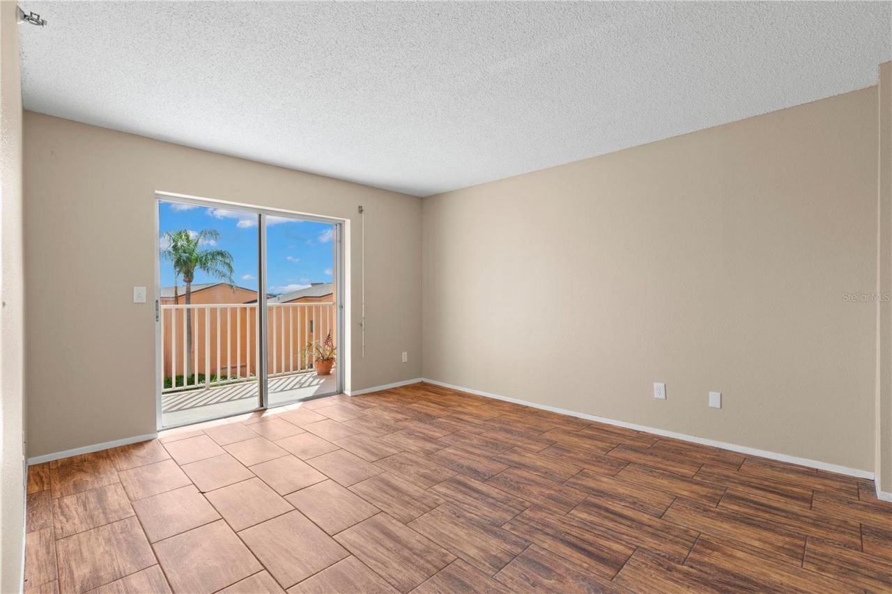 7432 Sunshine Skyway Lane S, Unit 302, Saint Petersburg, FL 33711 Photo
