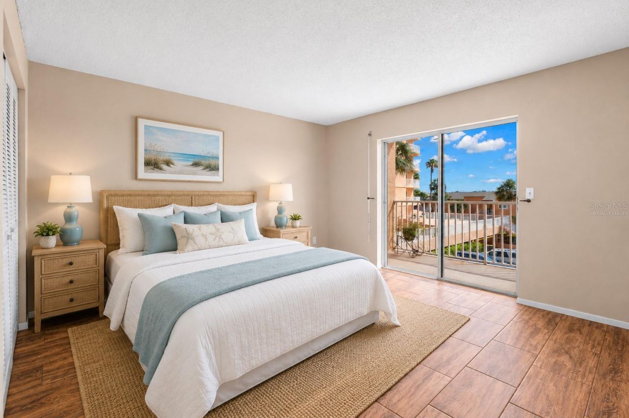 7432 Sunshine Skyway Lane S, Unit 302, Saint Petersburg, FL 33711 Photo