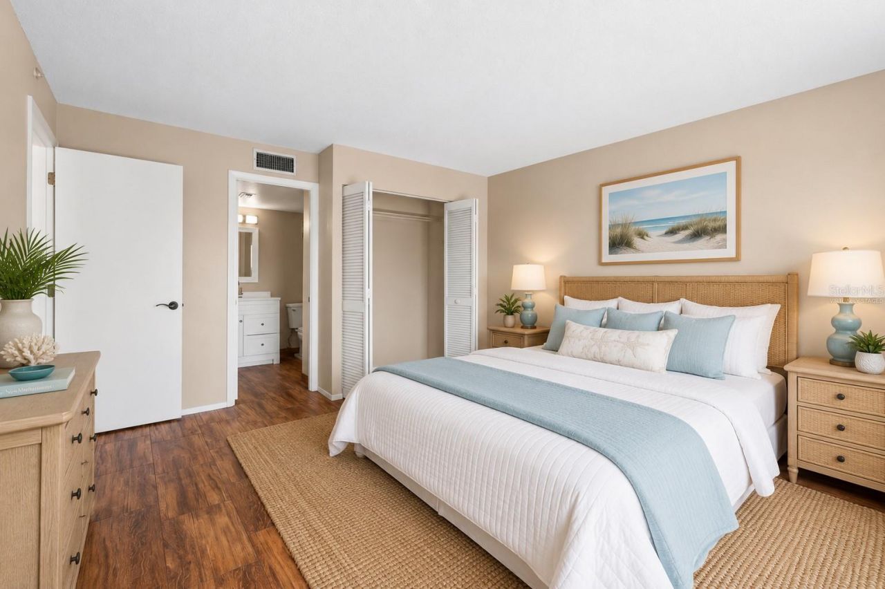 7432 Sunshine Skyway Lane S, Unit 302, Saint Petersburg, FL 33711 Photo