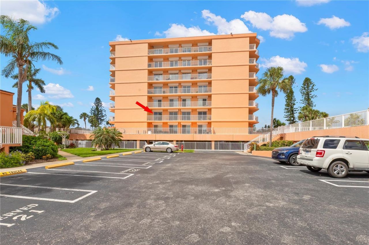 7432 Sunshine Skyway Lane S, Unit 302, Saint Petersburg, FL 33711 Photo