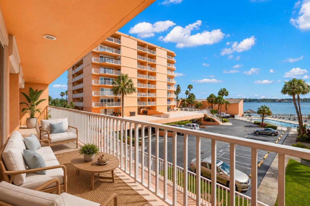7432 Sunshine Skyway Lane S, Unit 302, Saint Petersburg, FL 33711 Photo