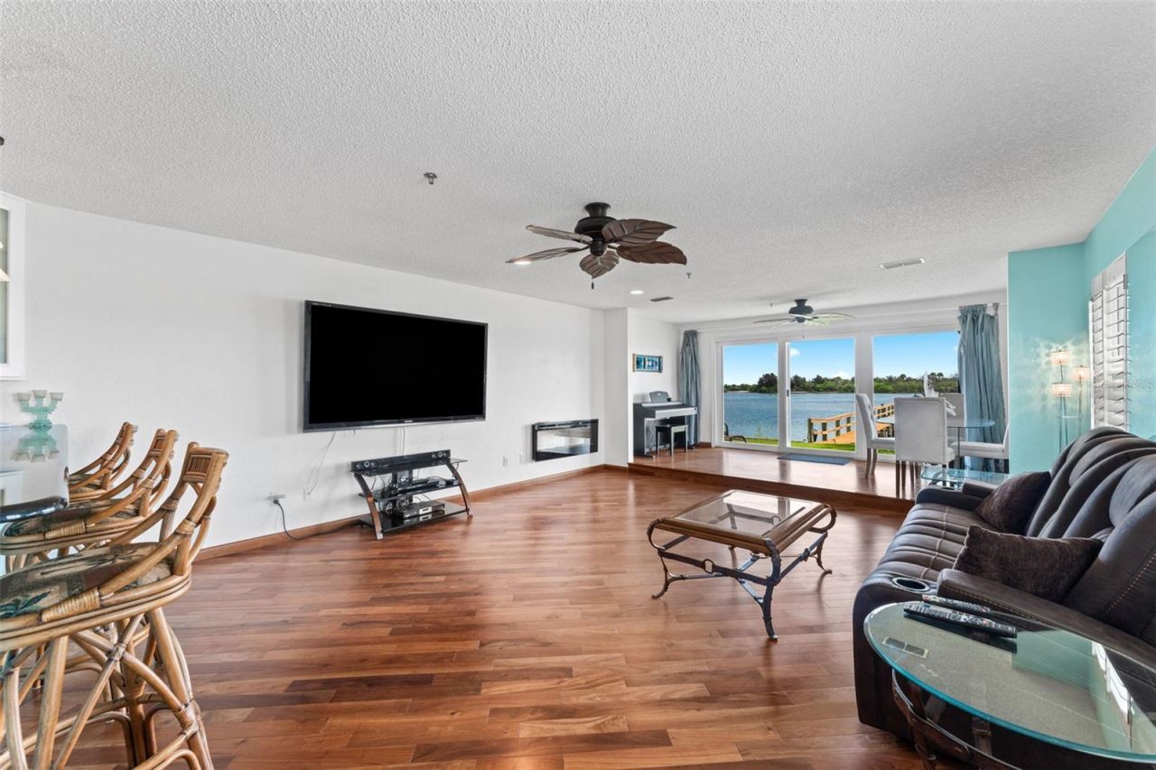 1909 S Riverside Drive , Unit 10, Edgewater, FL 32141 Photo