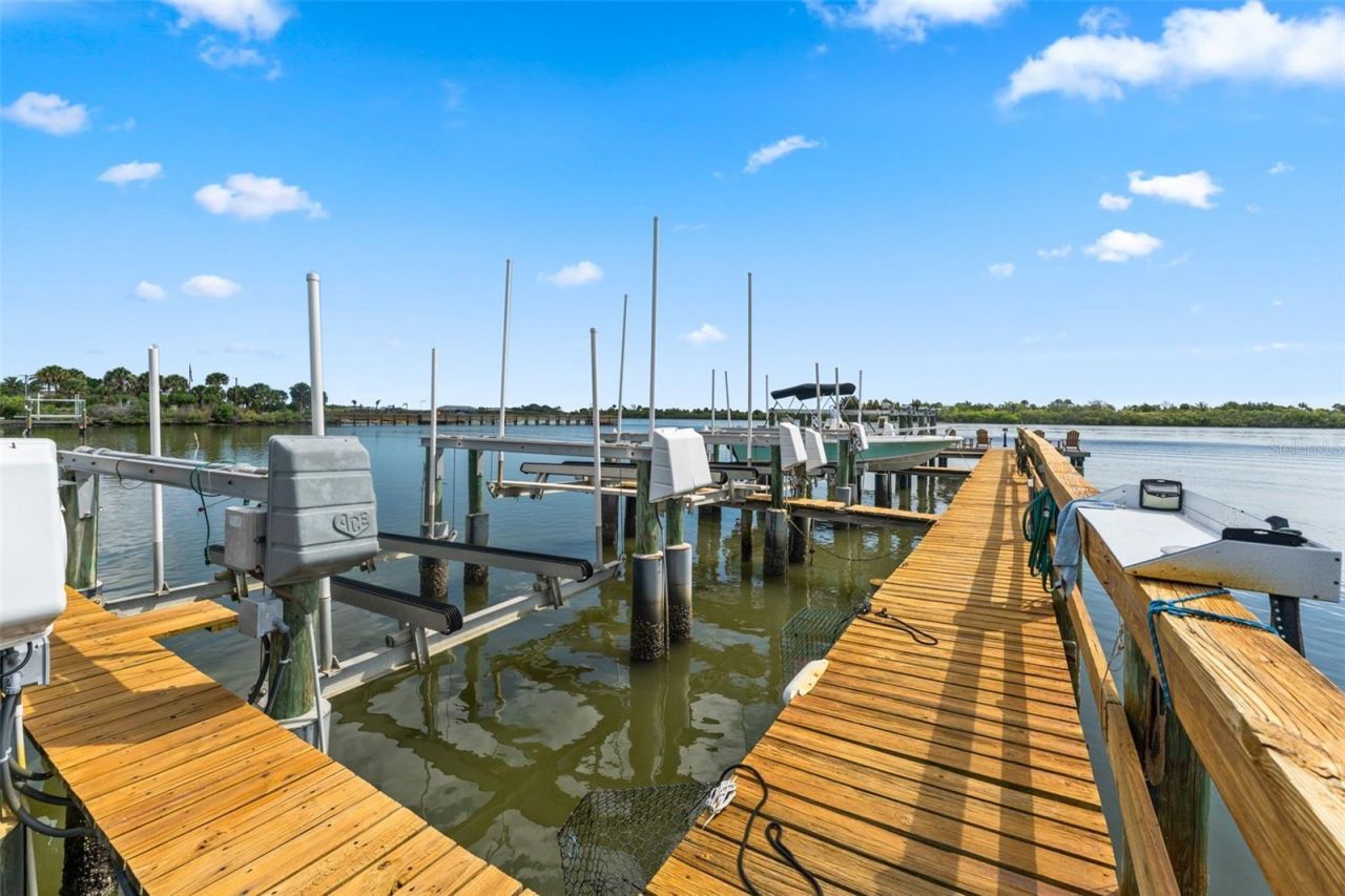 1909 S Riverside Drive , Unit 10, Edgewater, FL 32141 Photo