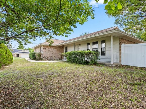 1949 DUPONT COURT , DELTONA, FL 32725