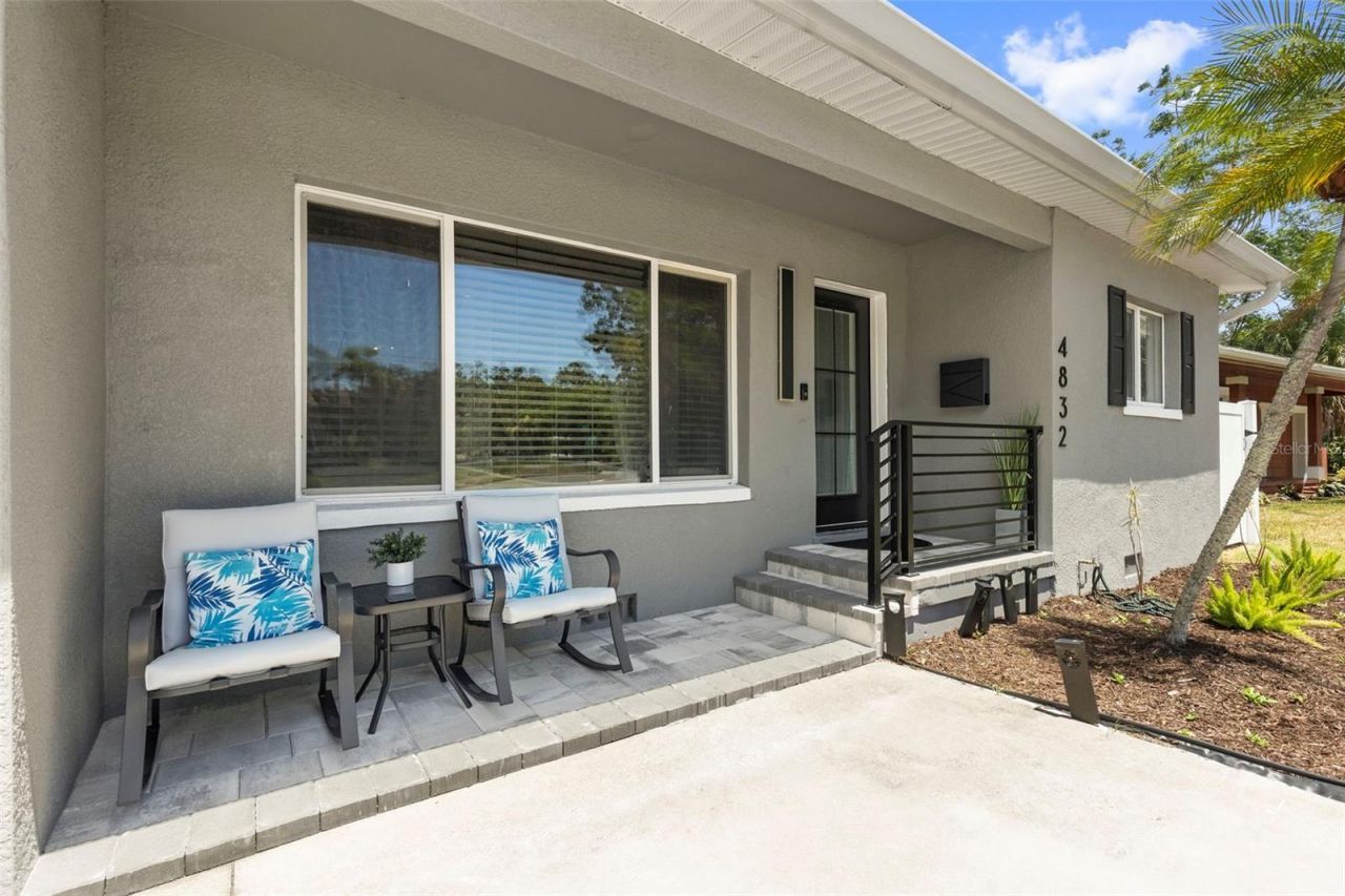 4832 5th Street S, Saint Petersburg, FL 33705 Photo