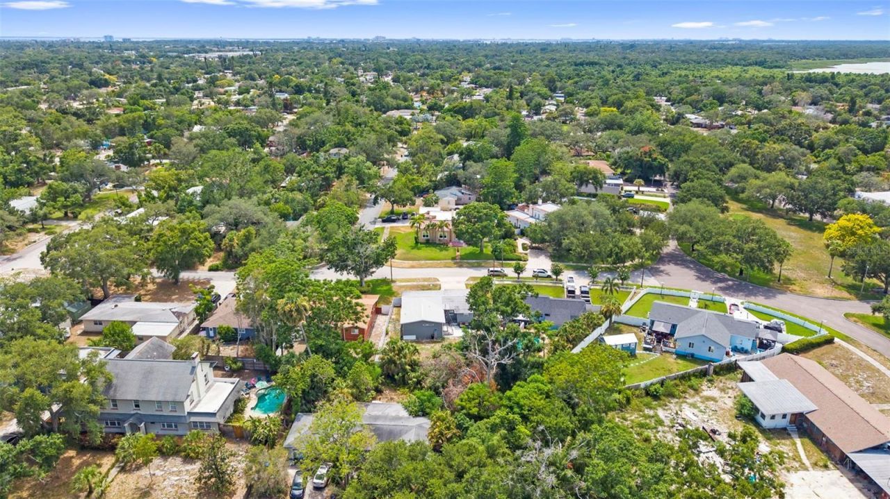 4832 5th Street S, Saint Petersburg, FL 33705 Photo
