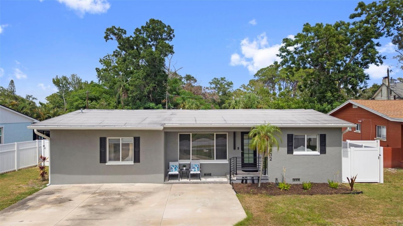4832 5th Street S, Saint Petersburg, FL 33705 Photo