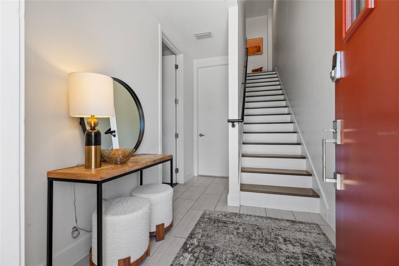 130 8th Street N, Saint Petersburg, FL 33701 Photo