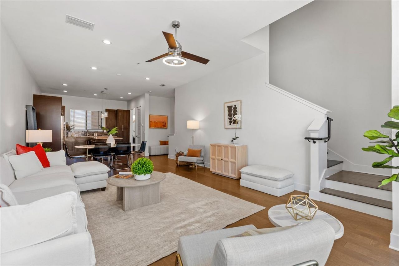 130 8th Street N, Saint Petersburg, FL 33701 Photo