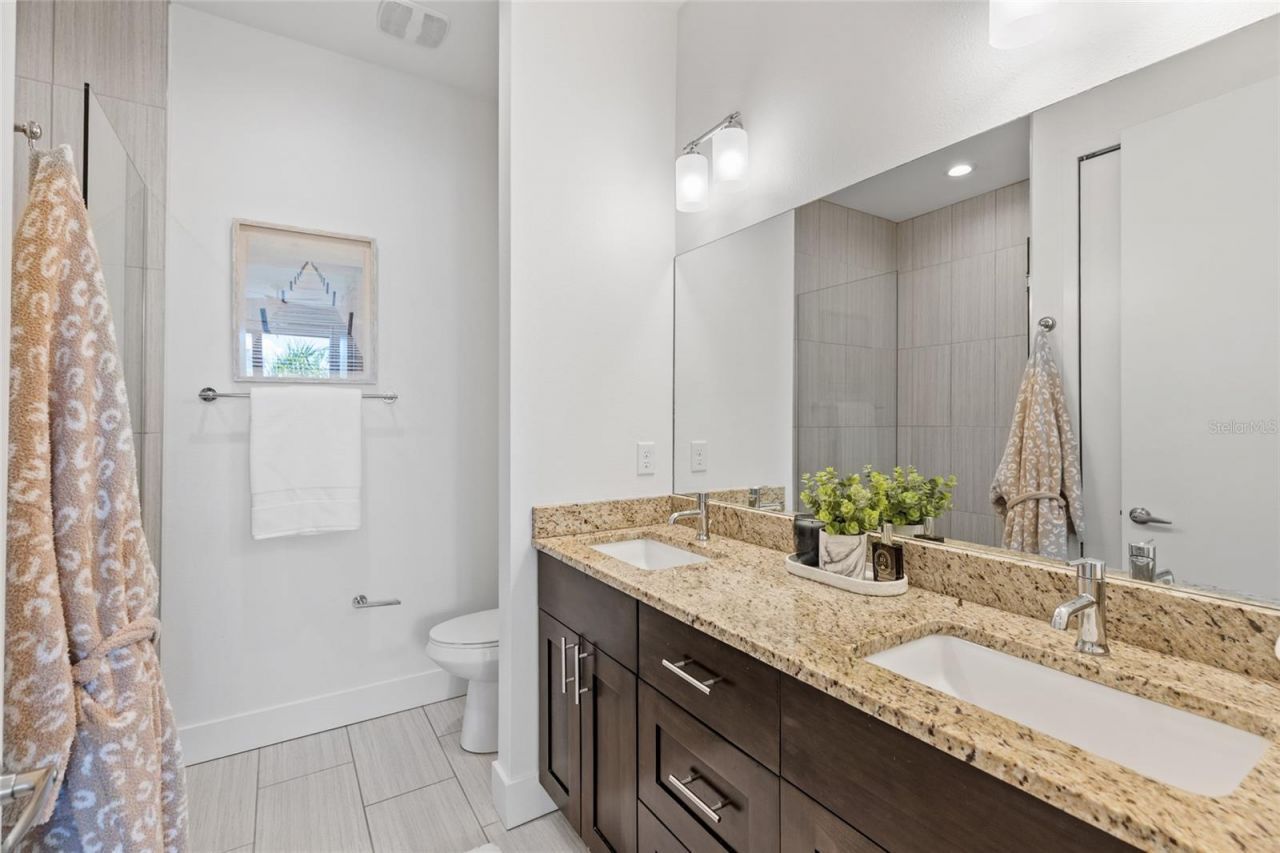 130 8th Street N, Saint Petersburg, FL 33701 Photo
