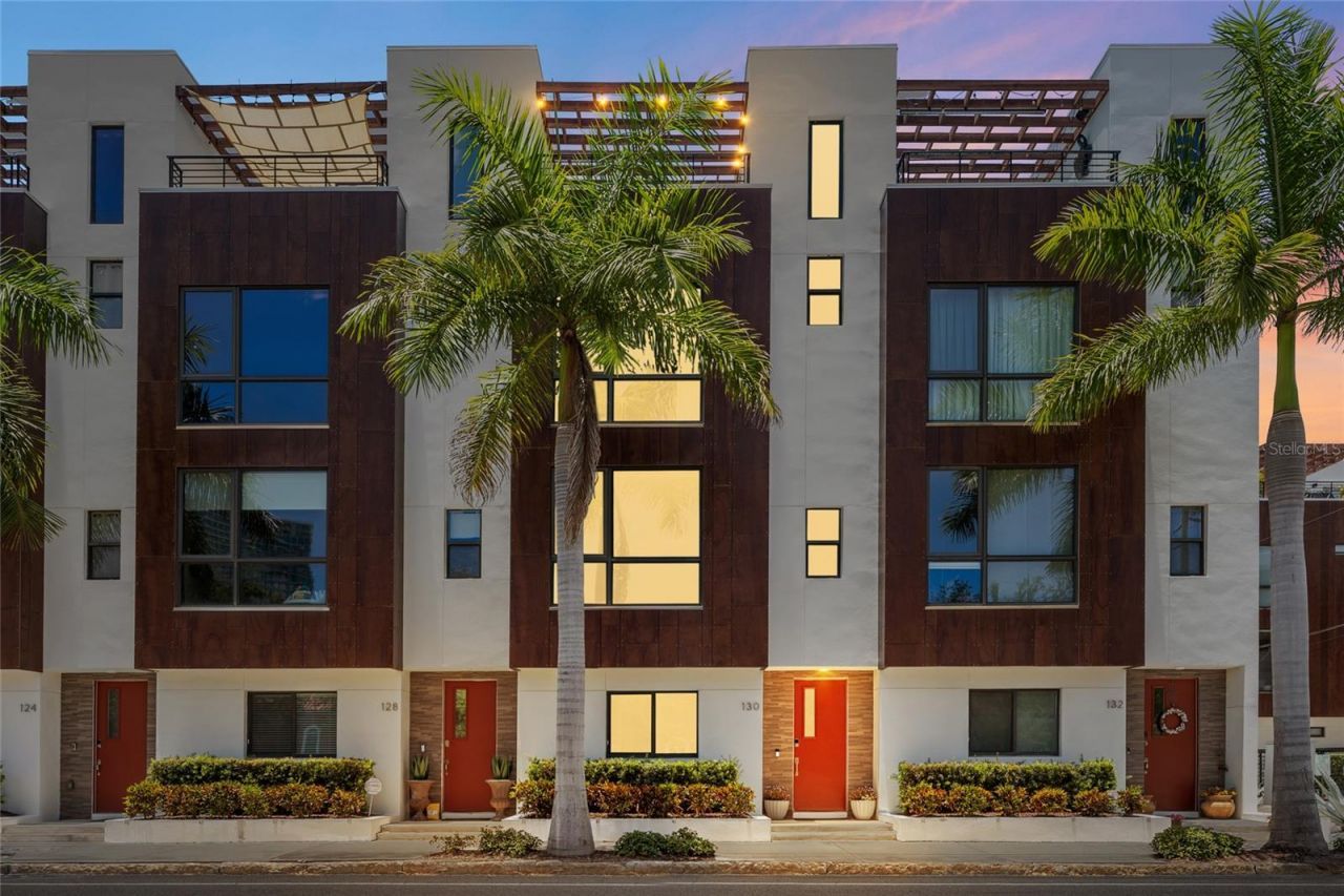 130 8th Street N, Saint Petersburg, FL 33701 Photo