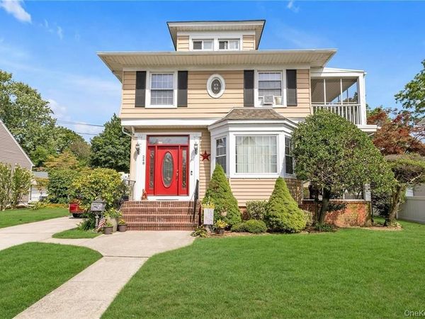 248 Denton Avenue , Unit 1, Lynbrook, NY 11563