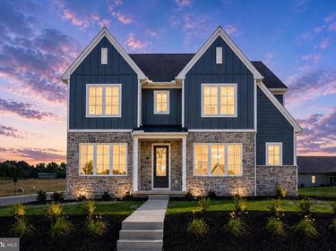 836 WHEATFIELD LANE, LEBANON, PA 17042