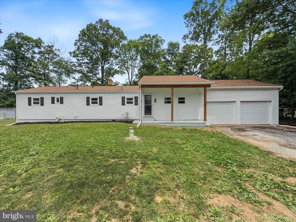 15 FOUNDRY ROAD, SHREWSBURY, PA 17361