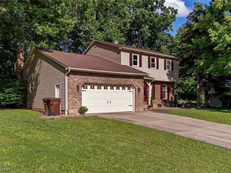 511 Stoneybrook Lane, Canfield, OH 44406 Photo 4